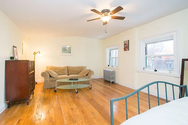 Rented by Vivaldi Real Estate | media 12