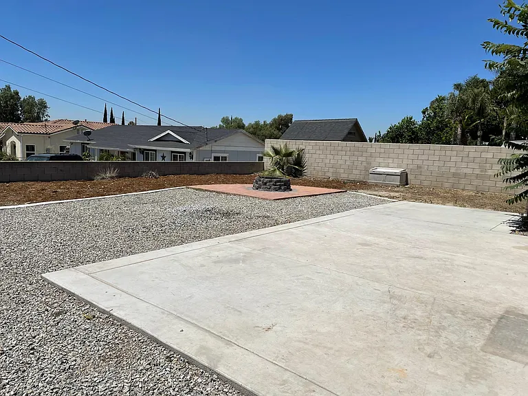 Upland Ave — Photo 11