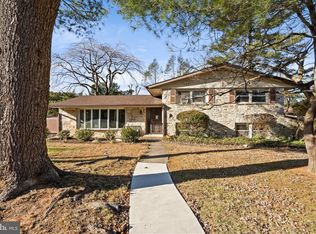 1064 Irvin Rd, Huntingdon Valley, PA 19006