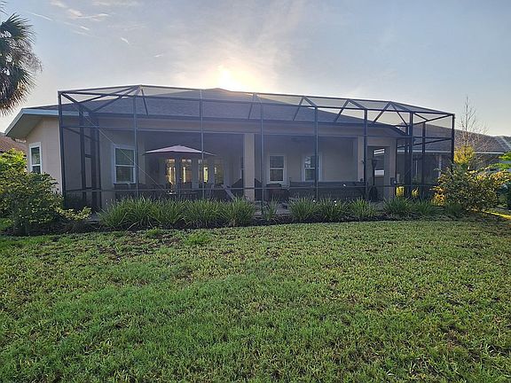 4th image of 210 S Riverwalk Dr