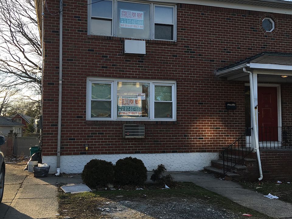 1st image of 44 Bradley Ave #1