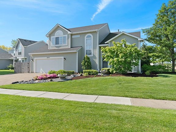 4th image of 18075 W Banbury Dr