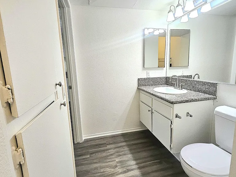 Colony Ridge Apartments — Photo 16