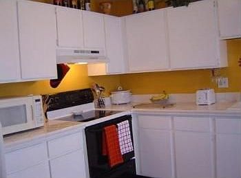 5th image of 3408 Burbank Dr