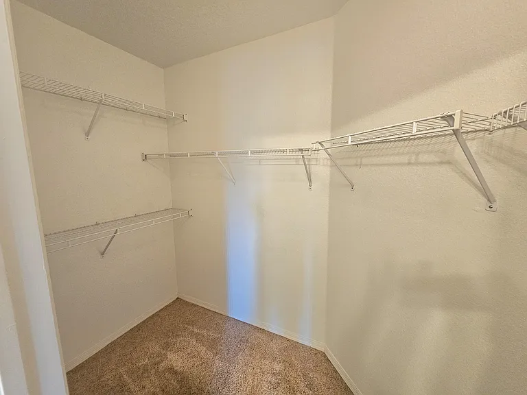 112 SW Peacock Blvd #7-101 — Photo 11