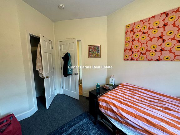4th image of 616 Columbus Ave #5C