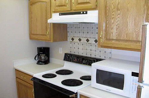 5th image of 9320 W Forest Home Ave