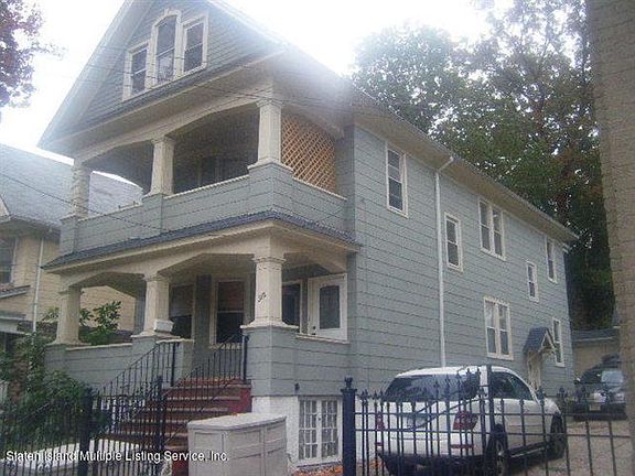 2nd image of 388 Victory Blvd