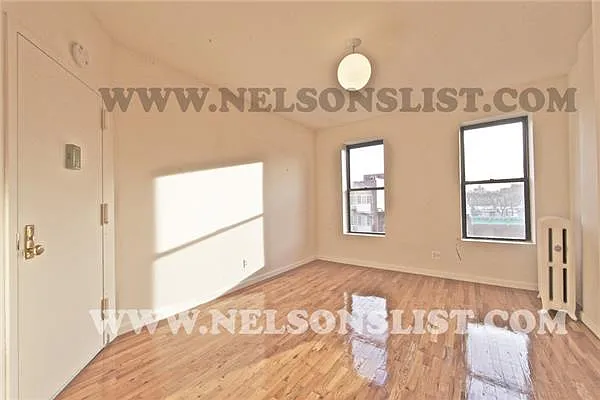 Rented by R New York | media 17