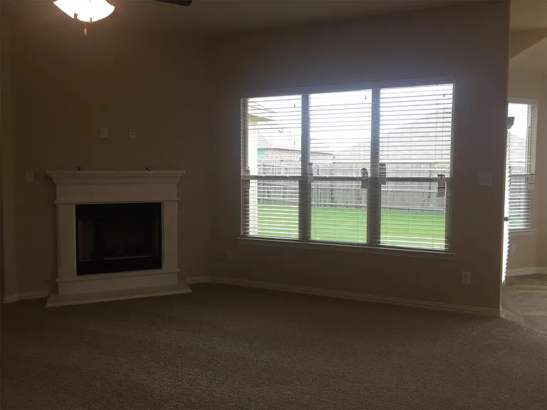 215 Fred Ln — Photo 2