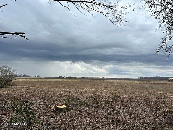 4th image of County Road 150