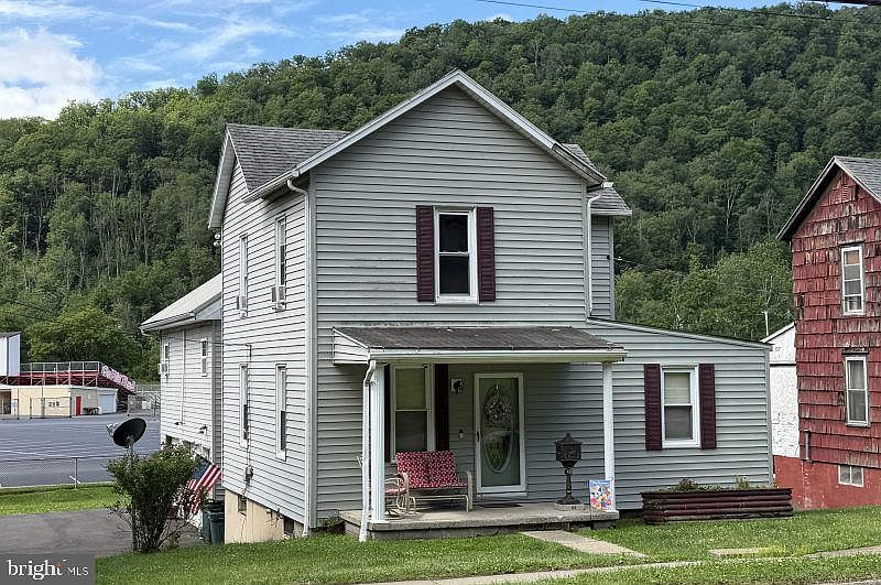 1st image of 423 W Allegany Ave