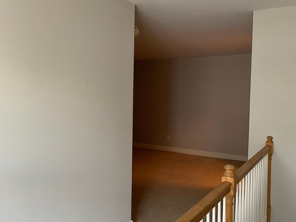 Upstairs bonus room