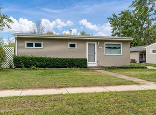 7403 Scott Ln, Machesney Park, IL 61115