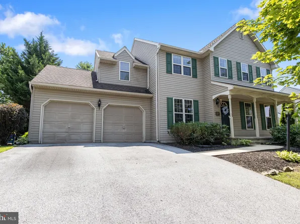 18 Stonewood Dr, Jacobus, PA 17407