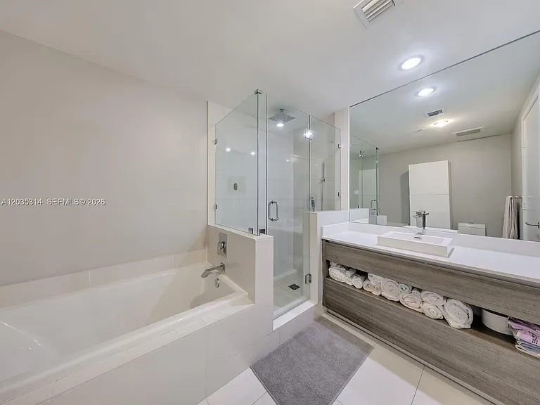 1100 S Miami Ave #3411 — Photo 13