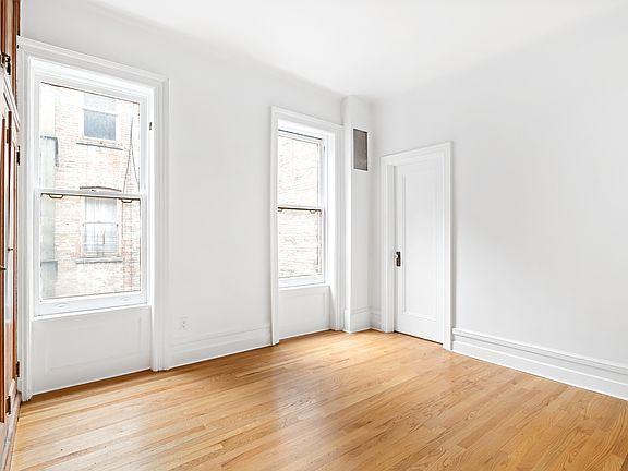 4th image of 50 E 96th St APT 5D