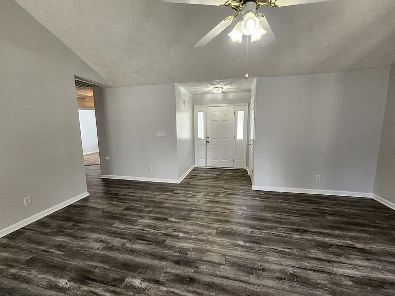 1549 Laurel Oak Dr — Photo 8