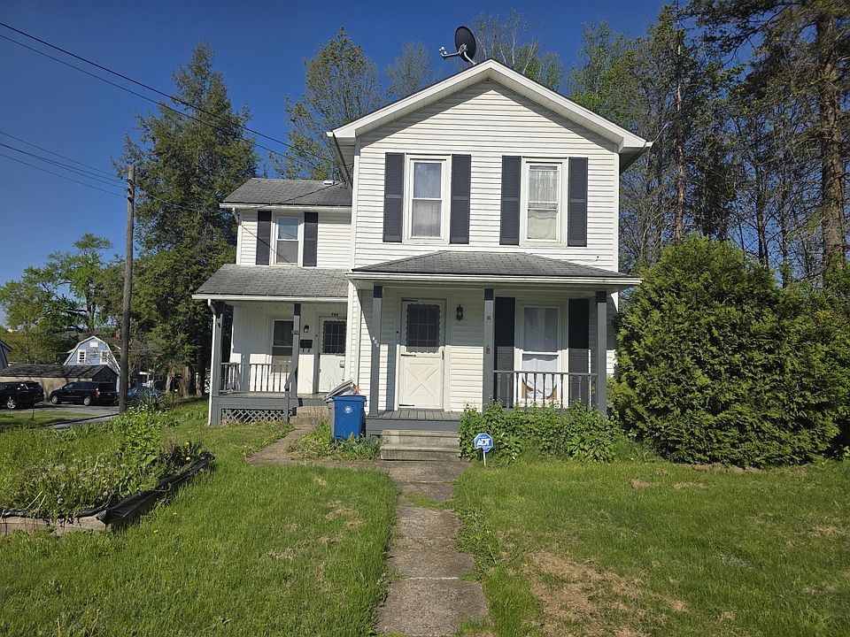 1st image of 788 Stewart St