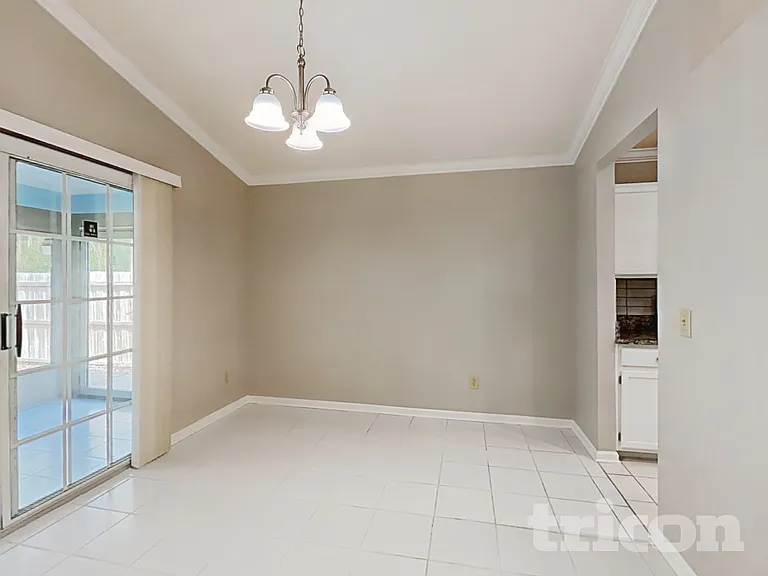 7839 Spring Branch Dr S — Photo 3