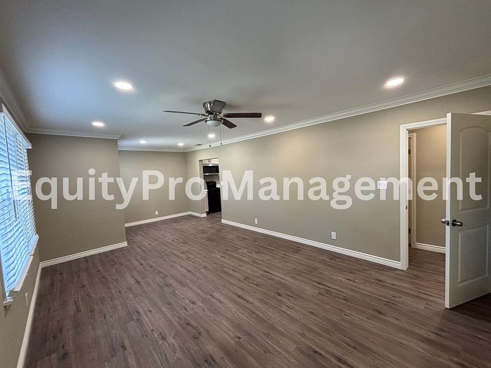 1st image of 14006 Dittmar Dr