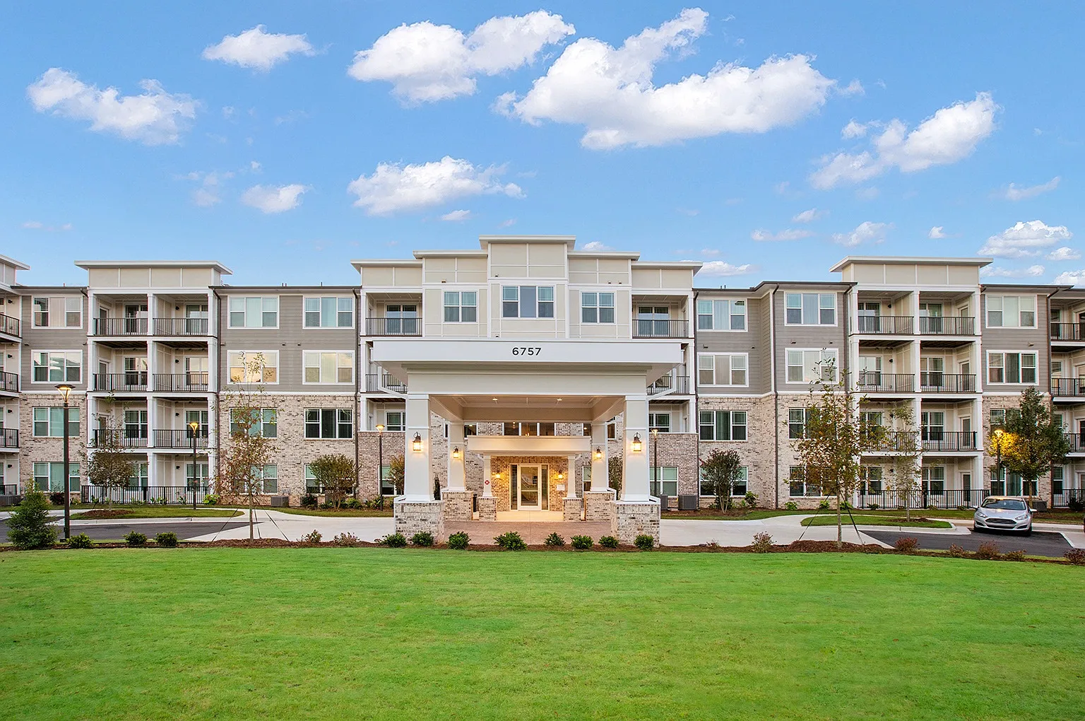 Stonepointe 55+ Apartments — Photo 3