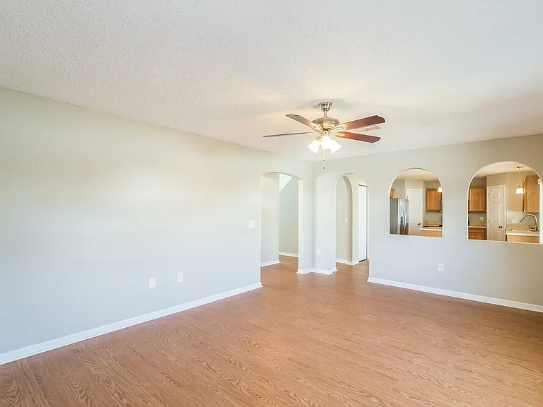 8730 Lancashire Dr — Photo 4