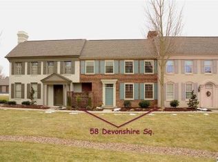 58 Devonshire Sq, Mechanicsburg, PA 17050