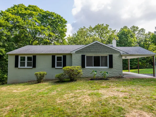 973 Cherry Ln, Newtown, PA 18940
