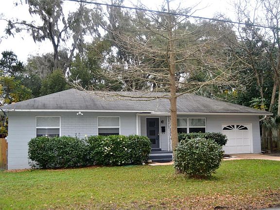 2nd image of 1327 Hollyhock Cir E