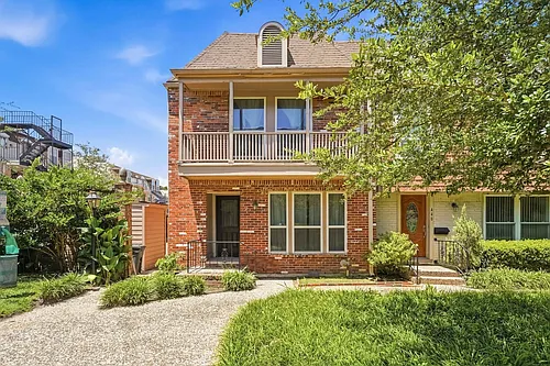 450 N Post Oak Ln Photo 1