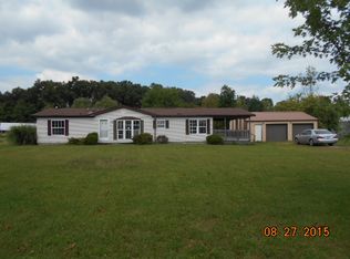 10125 Oak Meadows Dr, Sunman, IN 47041