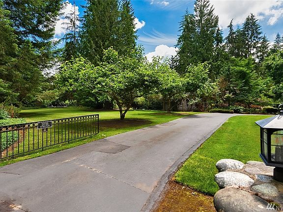 2nd image of 21735 NE 140th Pl