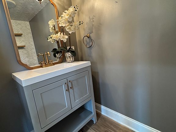 Main level powder room