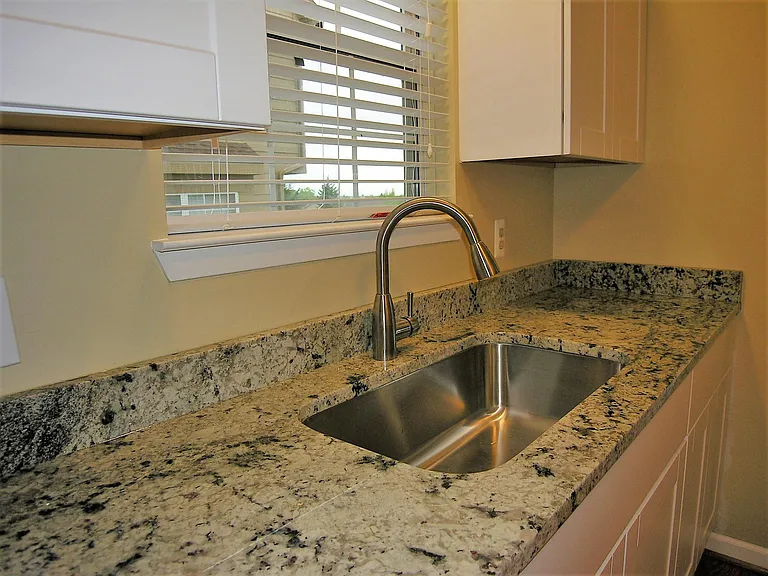 31109 Columbia Dr — Photo 11
