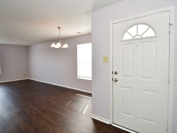 5th image of 8013 Wildwood Farms Ln