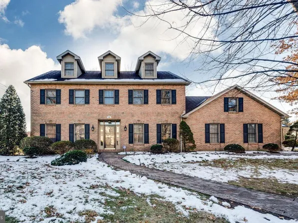 109 Bewley Ln, Reading, PA 19605