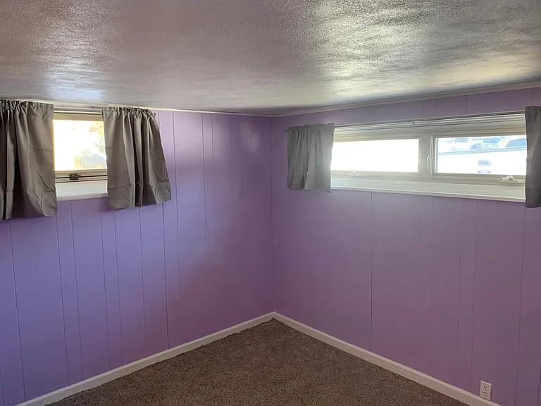 2541 Bittersweet Ln N — Photo 21