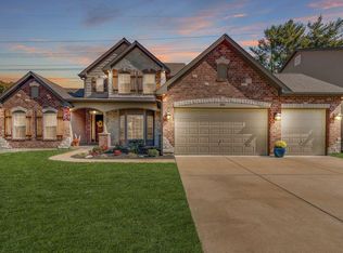 1044 Bridlewood Valley Point, High Ridge, MO 63049
