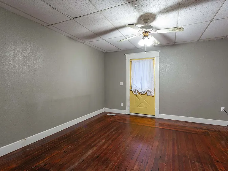 1555 S Wichita St — Photo 2