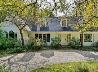 1626 Berkshire Rd, Gates Mills, OH 44040