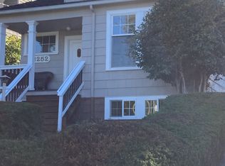 3252 13th Ave W, Seattle, WA 98119