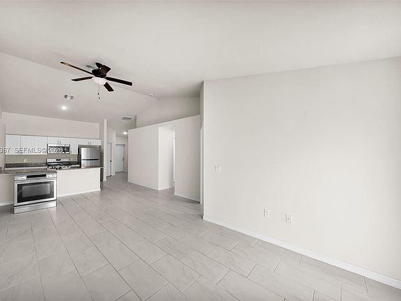 4th image of 4106 SW 7th Pl