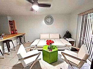 1200 Bretta St APT 19, Jacksonville, FL 32211