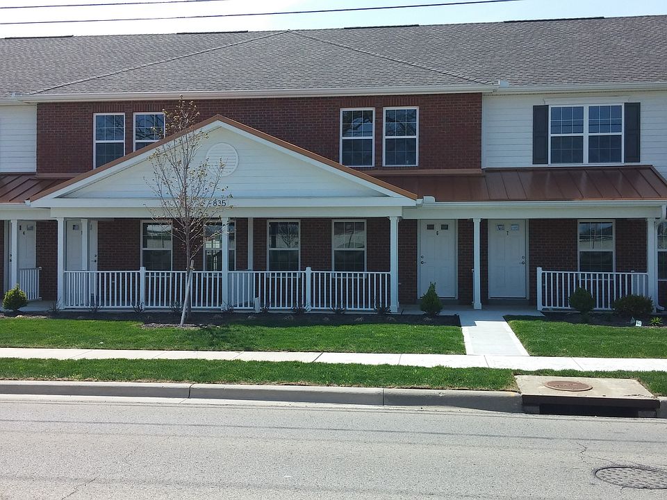 front of 835 Proprietors