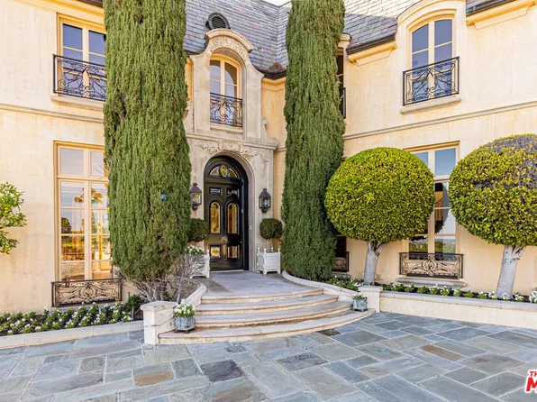 1115 La Altura Rd, Beverly Hills, CA 90210