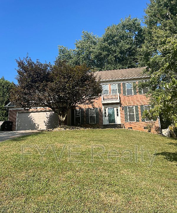 1st image of 1213 Newfane Cir