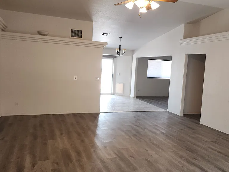 1620 Avalon Ct #A — Photo 2