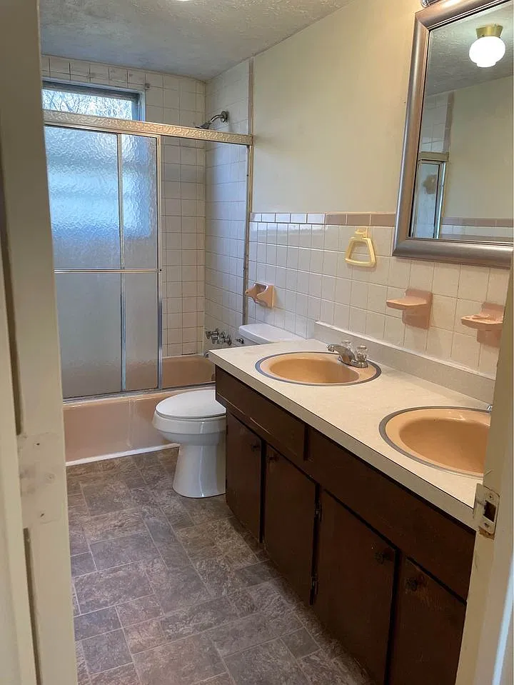 228.5 South Porter Drive - 1 — Photo 3