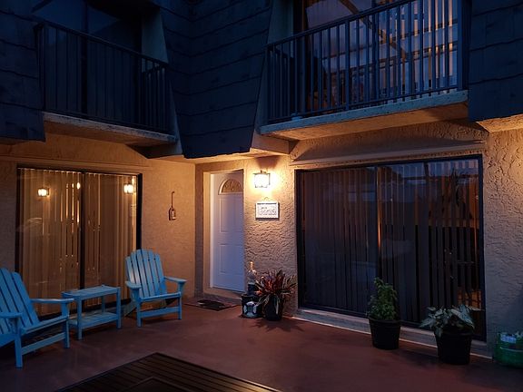 3rd image of 6133 SE Windsong Ln